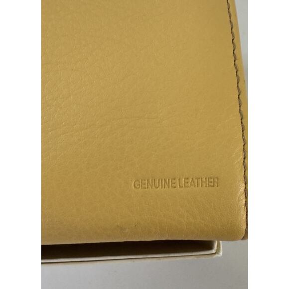New Old Stock Vintage Fossil Yellow Bi Fold Checkbook Leather Yellow ID Wallet - Picture 7 of 9